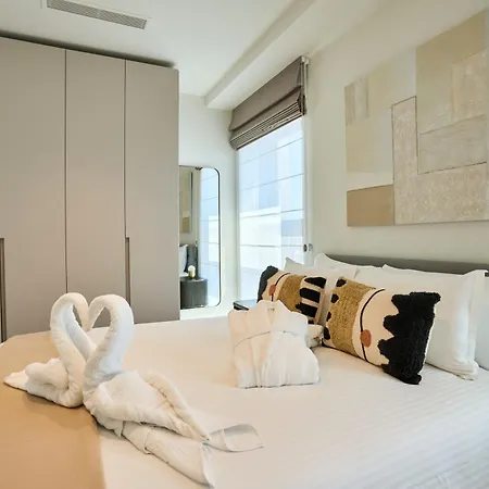 Luxurious Level 26 Getaway * Saint Julian's