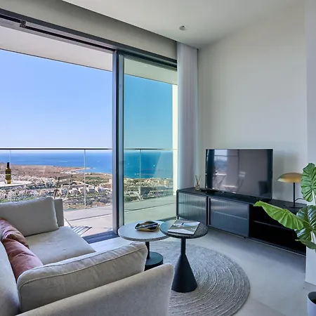 Luxurious Level 26 Getaway Saint Julian's