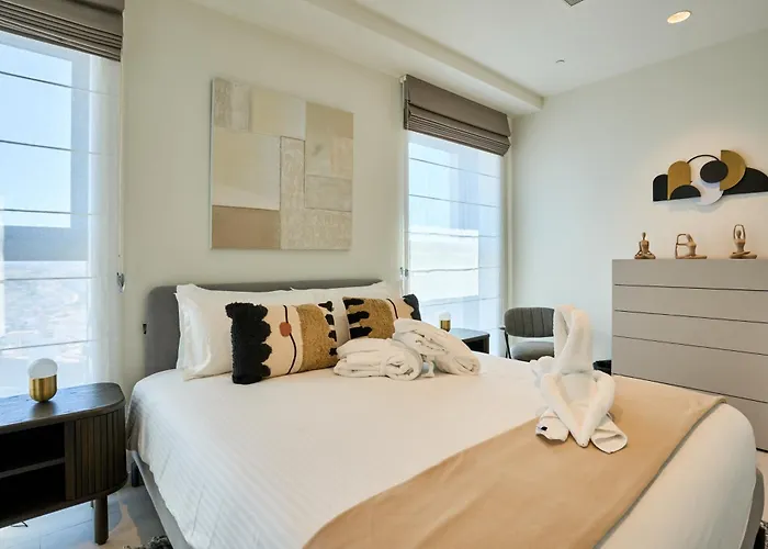 Luxurious Level 26 Getaway