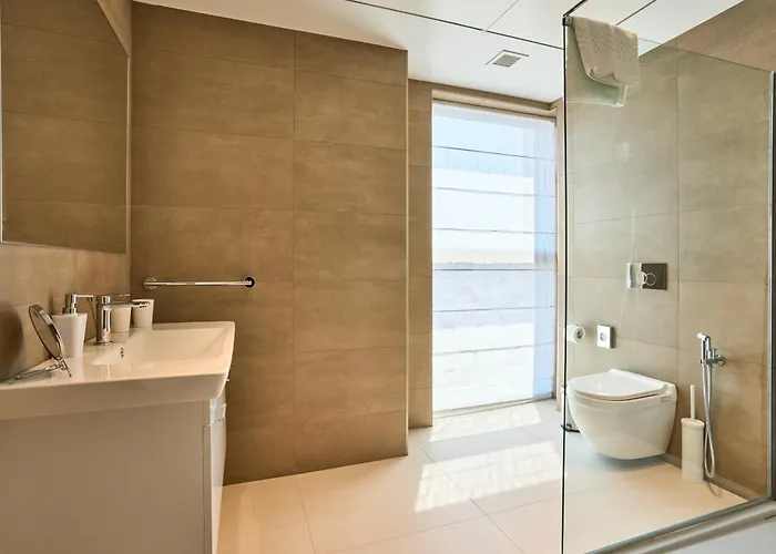 Luxurious Level 26 Getaway Daire